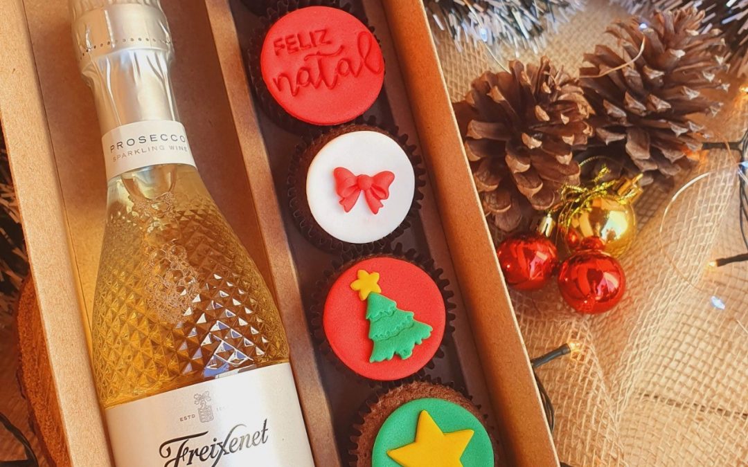 Caixa com Espumante e Mini Cupcakes – Natal