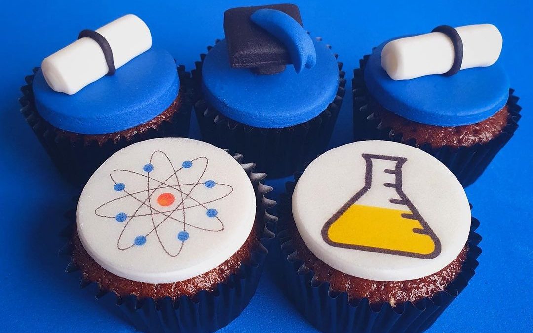 Mini Cupcakes Decorados – Formatura Química