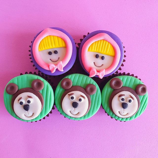 Mini Cupcake Decorado – Masha e o Urso