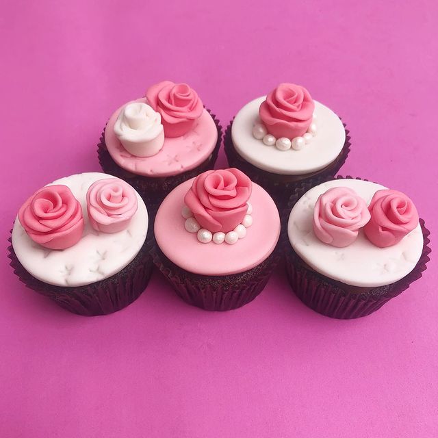 Cupcake Decorado – Rosas