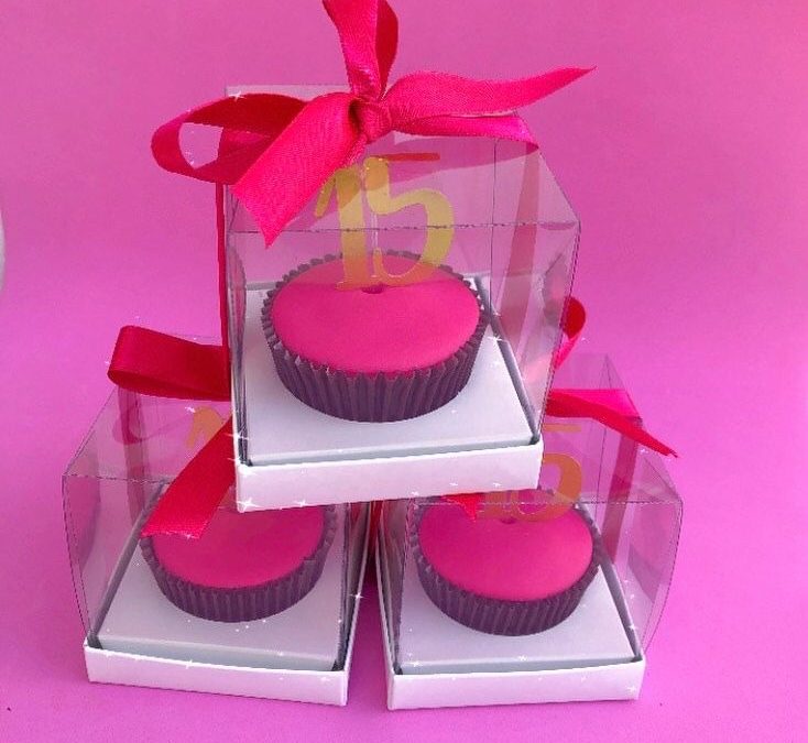 Cupcake para Lembrança – 15 Anos