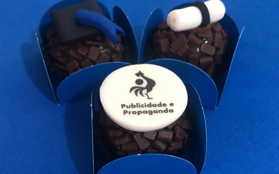 Brigadeiro Decorado – Formatura Publicidade e Propaganda